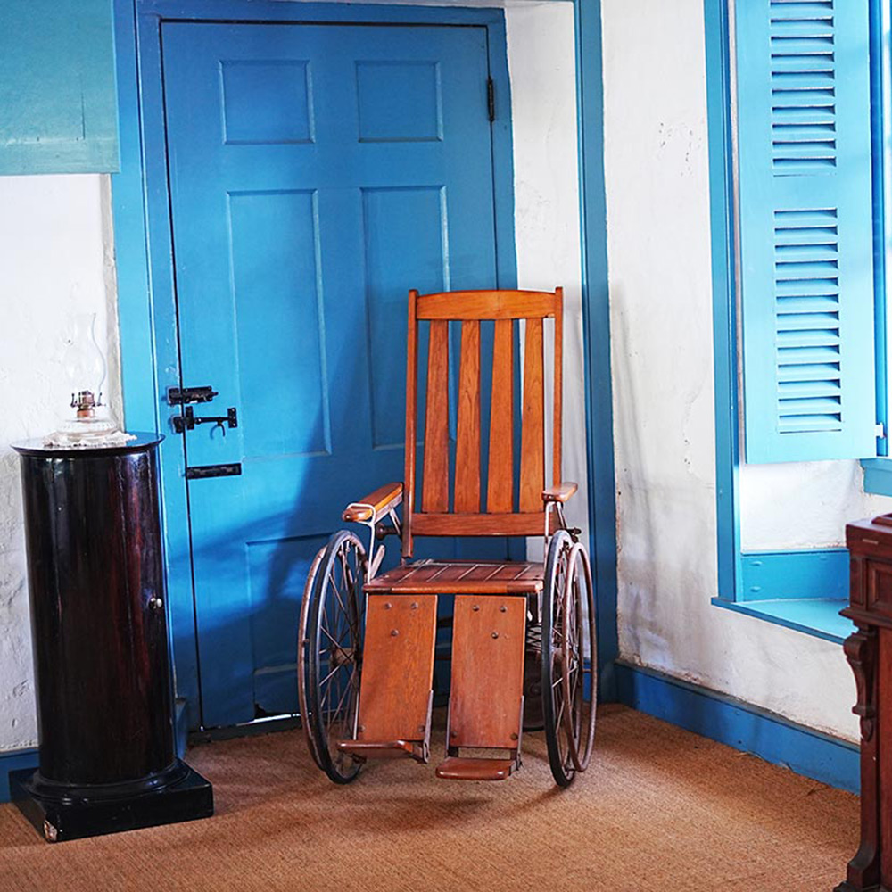 image of interior of Baldwin Home in Lahaina.